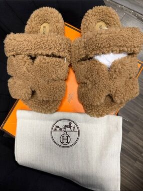 Hermès Camel Brown Teddy Shearling Slide Sandals